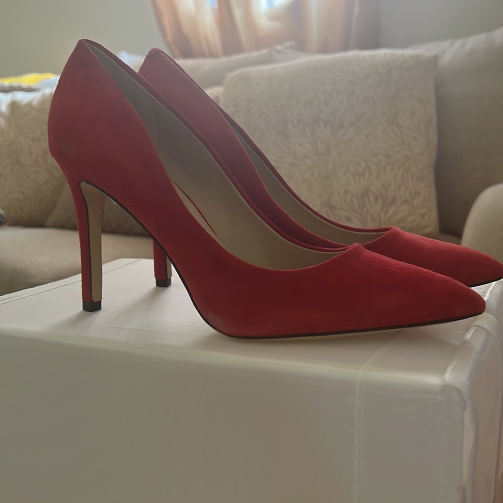 Saks Fifth Avenue Red Heels - Picture 7 of 8